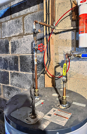 https://beckenhamhotwater.com.au/uploads/2025/06/gas-hot-water-system-52140.jpg